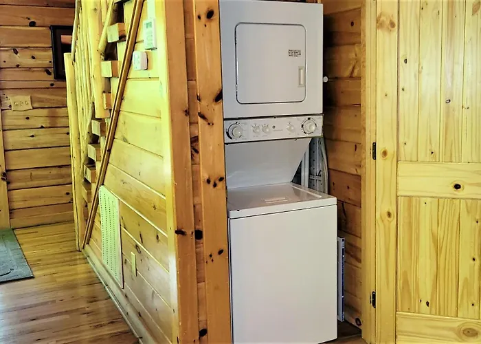 Mountain Joy -Private Treehouse Style Cabin That Sleeps 4-Free Tickets